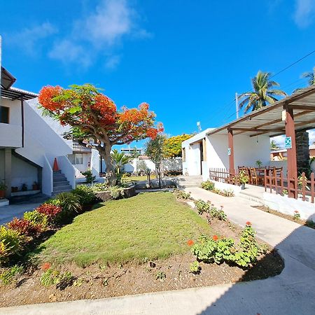 Hostal Tero Real Puerto Villamil Bagian luar foto