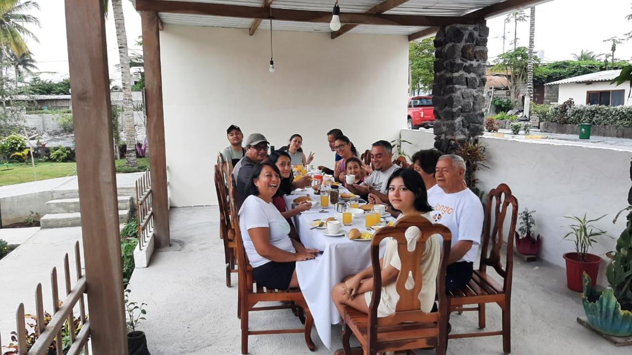 Hostal Tero Real Puerto Villamil Bagian luar foto