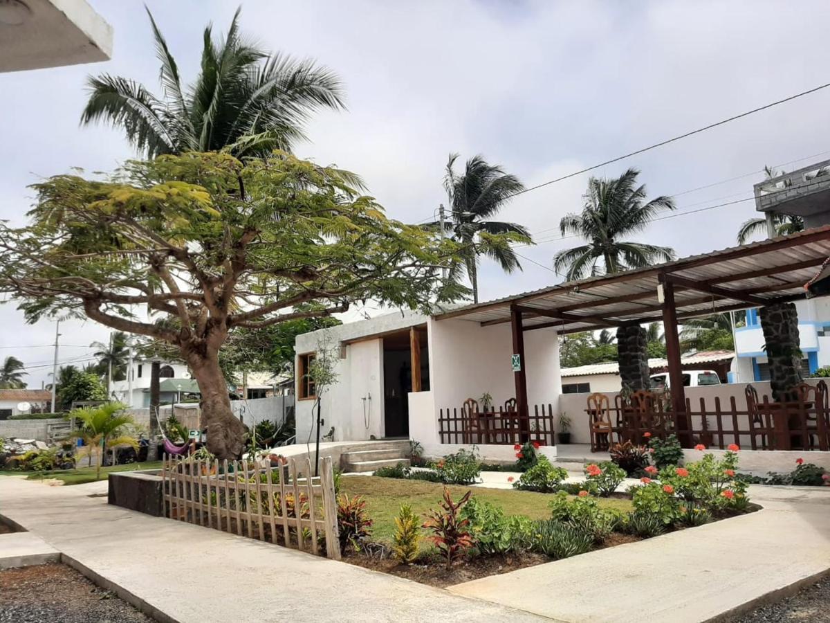 Hostal Tero Real Puerto Villamil Bagian luar foto