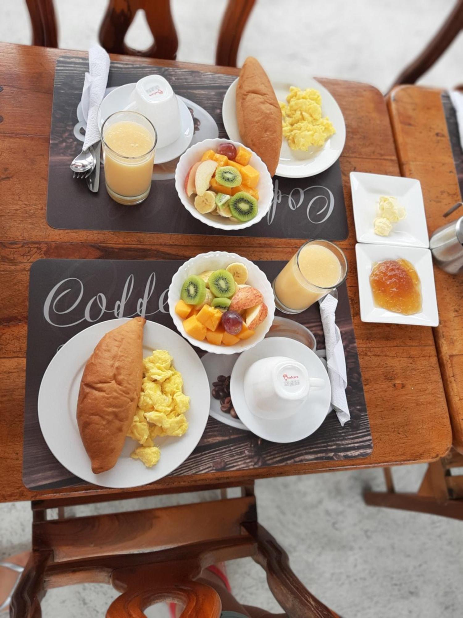 Hostal Tero Real Puerto Villamil Bagian luar foto