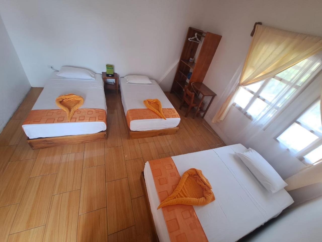 Hostal Tero Real Puerto Villamil Bagian luar foto