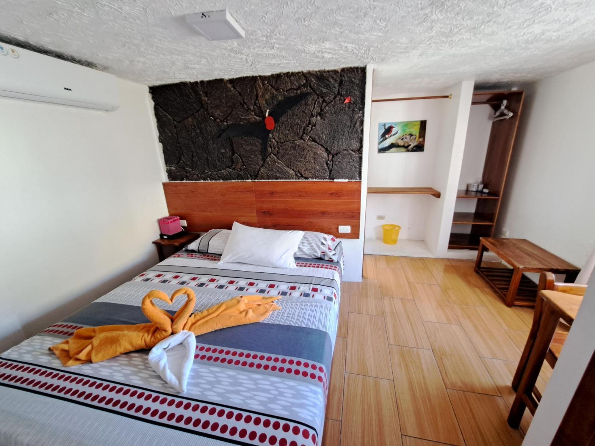 Hostal Tero Real Puerto Villamil Ruang foto