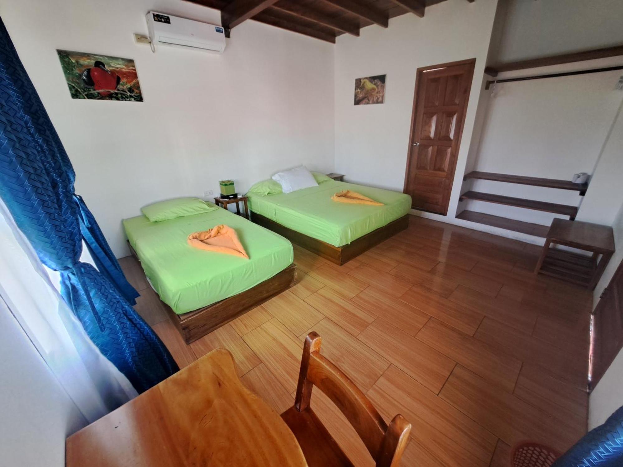 Hostal Tero Real Puerto Villamil Ruang foto